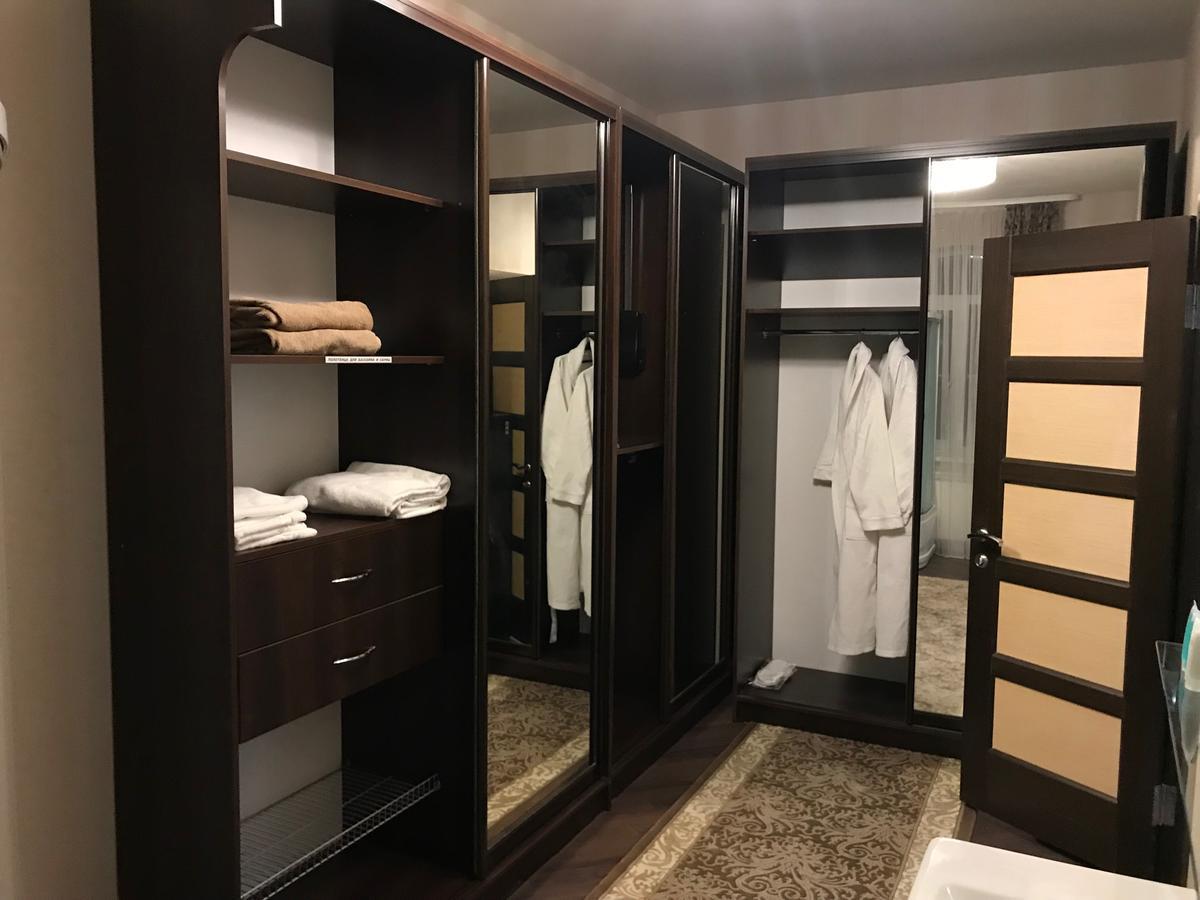 Hotel Villa Venice Vinnytsia Ngoại thất bức ảnh