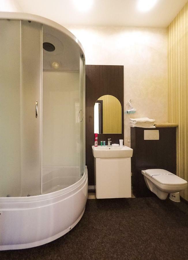 Hotel Villa Venice Vinnytsia Ngoại thất bức ảnh
