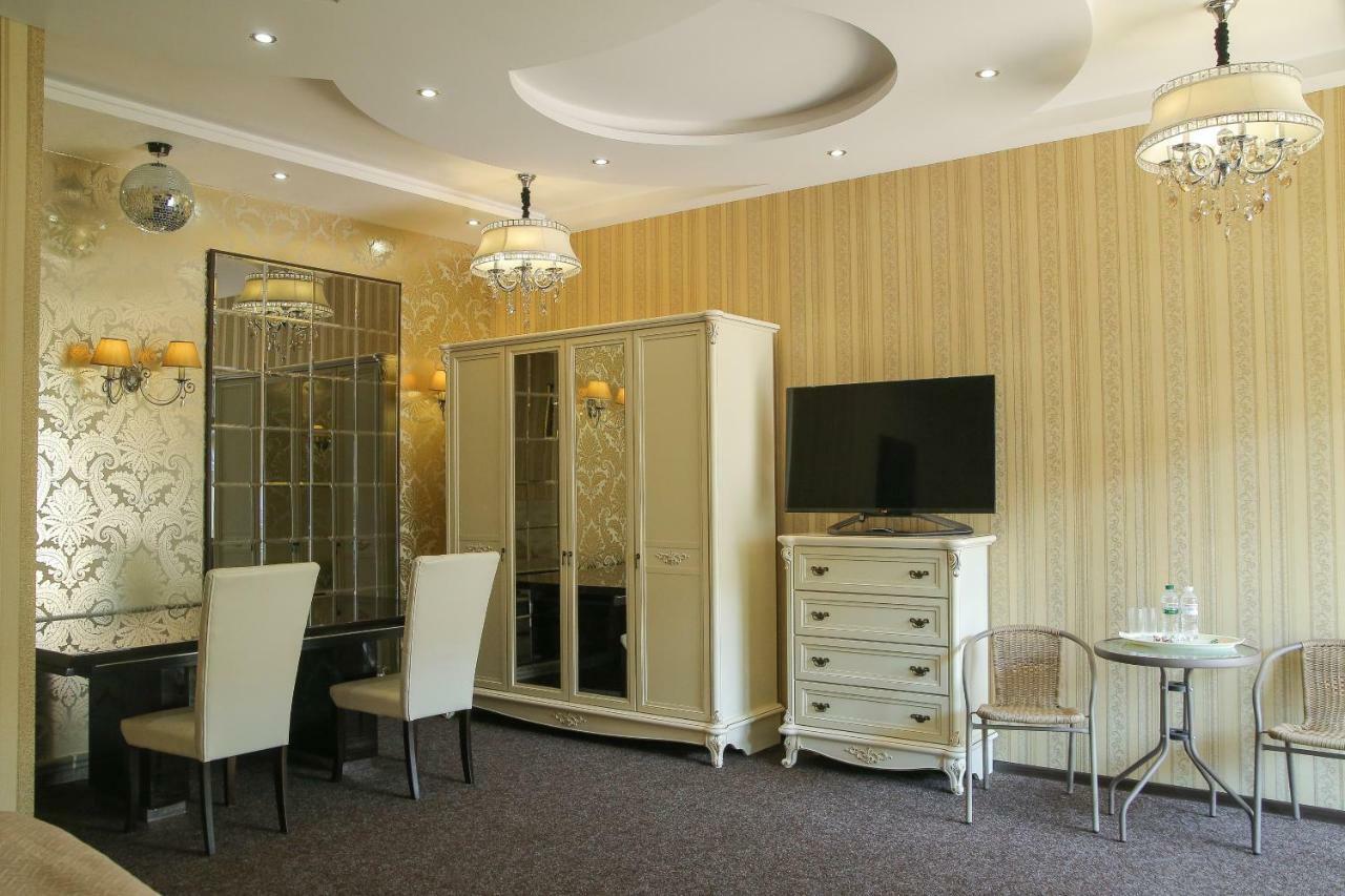 Hotel Villa Venice Vinnytsia Ngoại thất bức ảnh