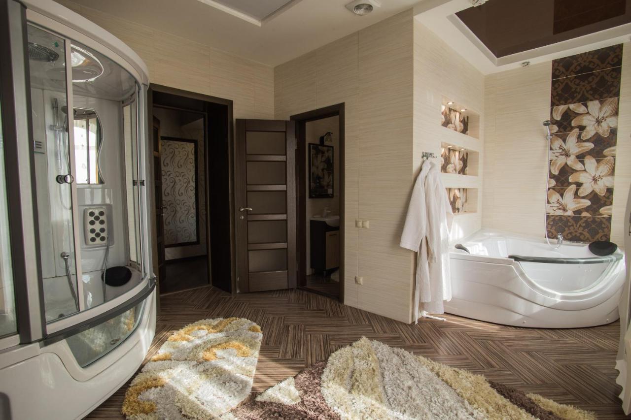 Hotel Villa Venice Vinnytsia Ngoại thất bức ảnh